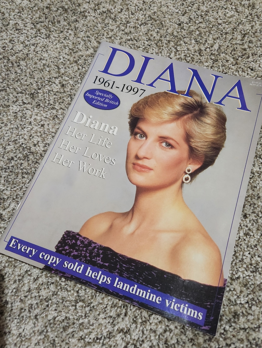 Diana 1961-1997 Commemorative Magazine - Purple & White Cover